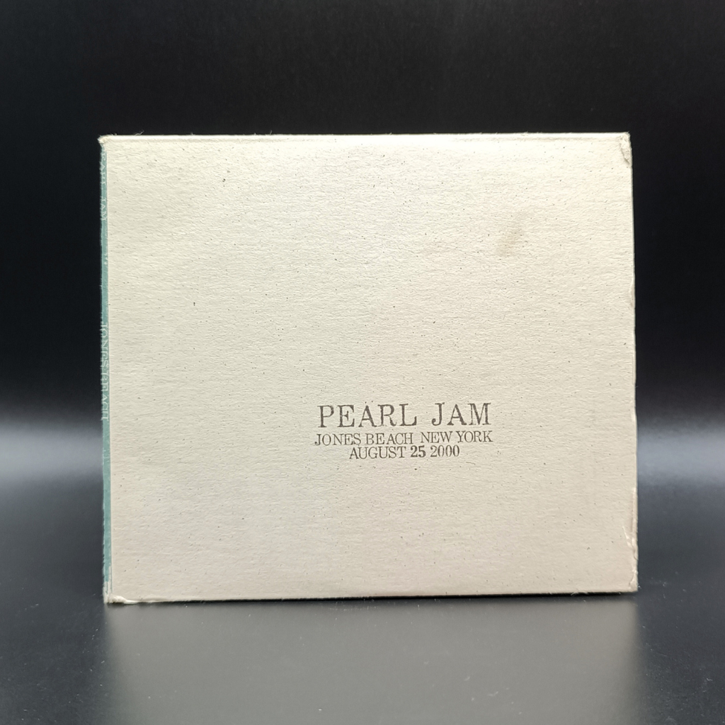 Pearl Jam - #41 Jones Beach New York August 25th, 2000 2CD