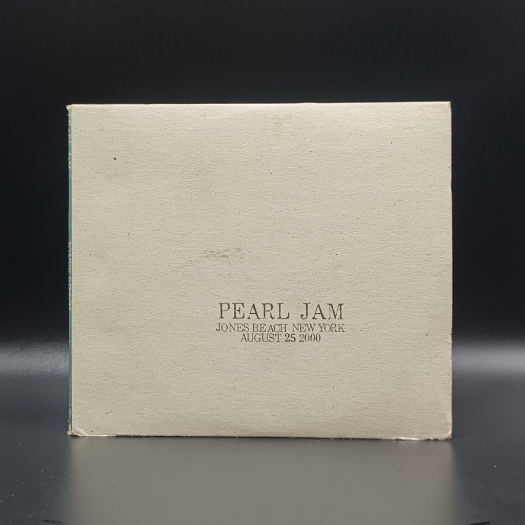 Pearl Jam - #41 8/25/00, Jones Beach Amphitheater, Wantagh, New York 2CD