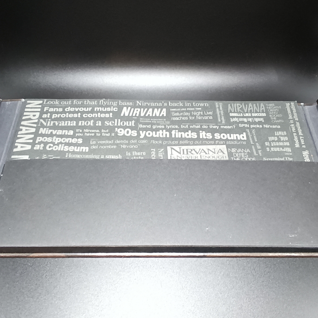 Nirvana - With the Lights Out 3 CD + DVD + libro Boxset