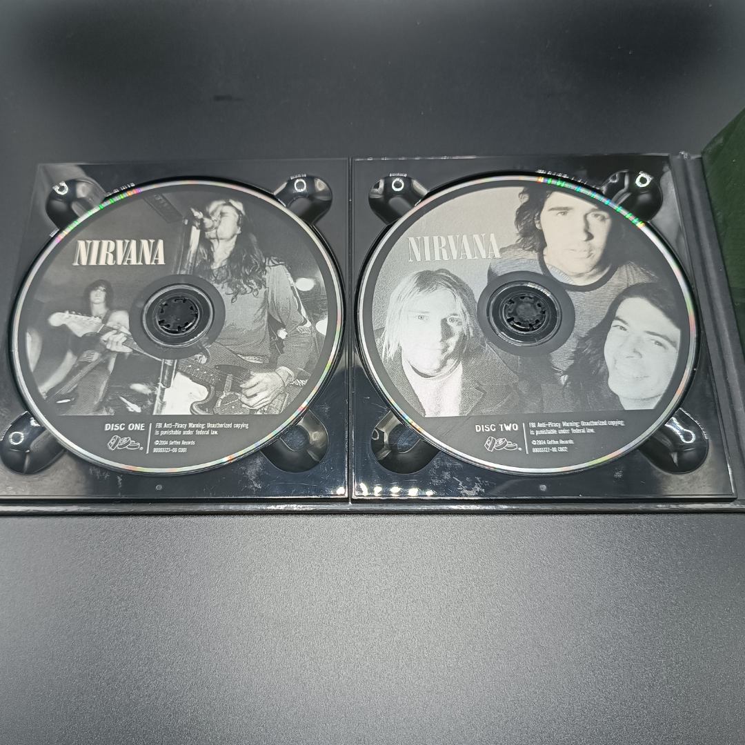 Nirvana - With the Lights Out 3 CD + DVD + libro Boxset