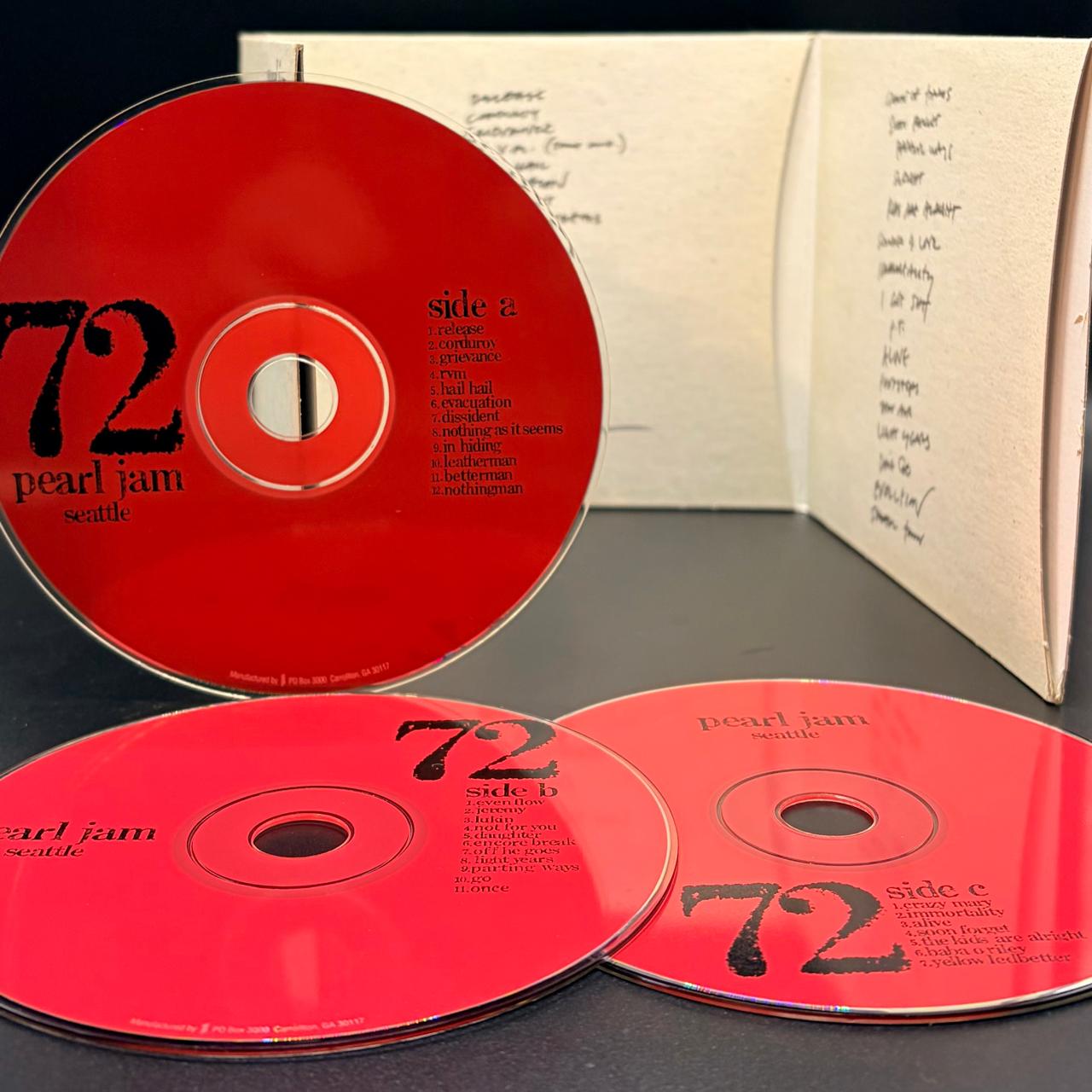 Pearl Jam - #72 KeyArena, Seattle, Washington November 6th, 2000 3CD
